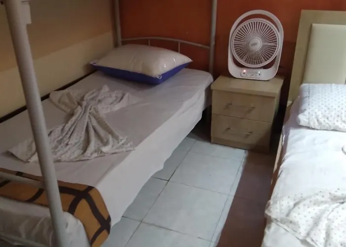 Hotel Hostel J\'Adore