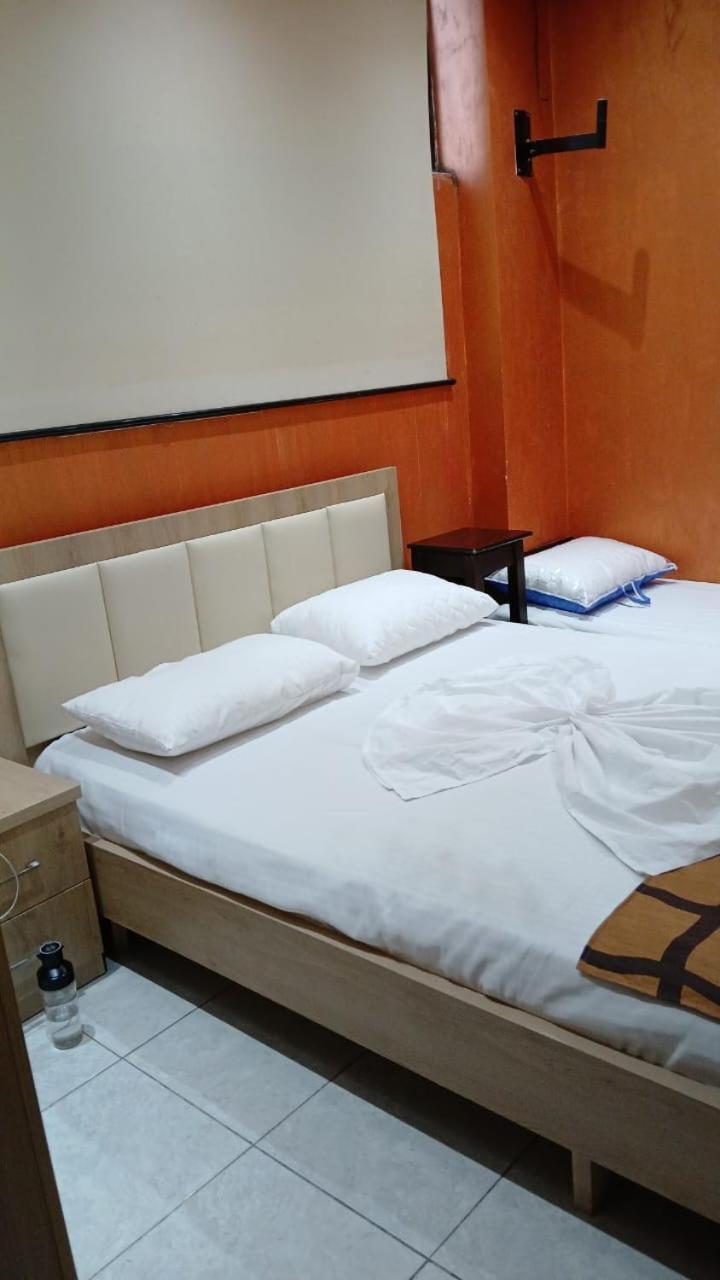 J'adore Hostel *